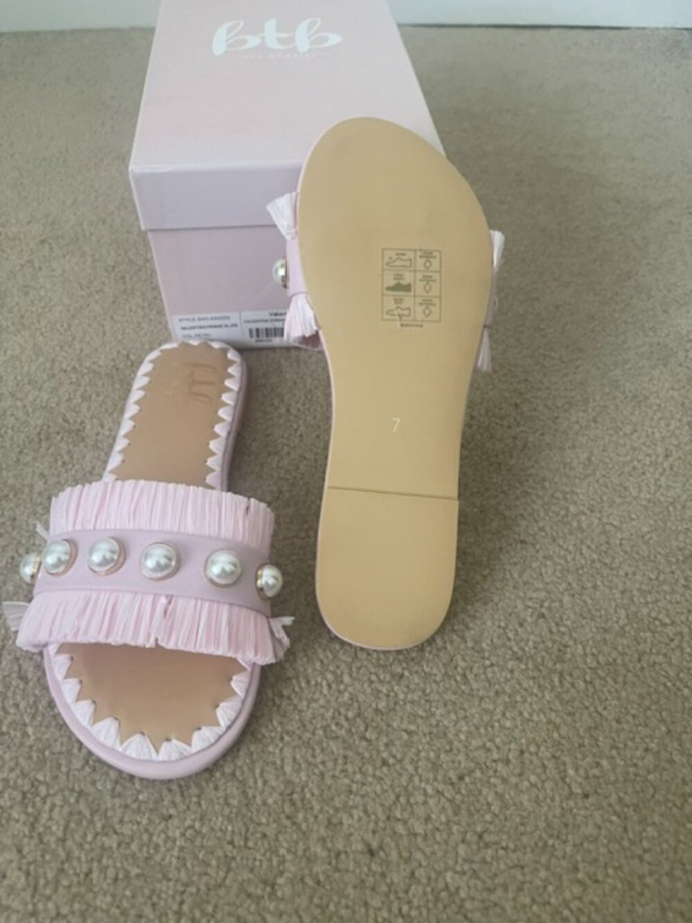 Pink slides - Picture 2 of 4